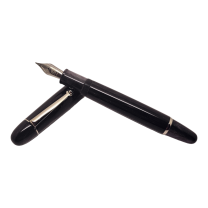 Penlux Masterpiece Grande Black Fountain Pen (m)